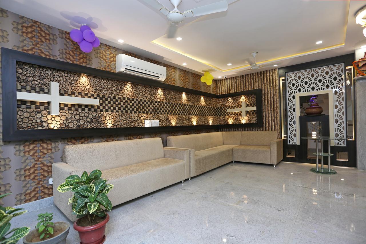 Hotel Arch - Near Aerocity New Delhi Bagian luar foto