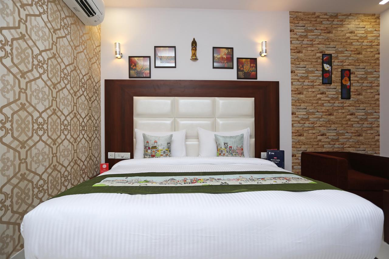 Hotel Arch - Near Aerocity New Delhi Bagian luar foto