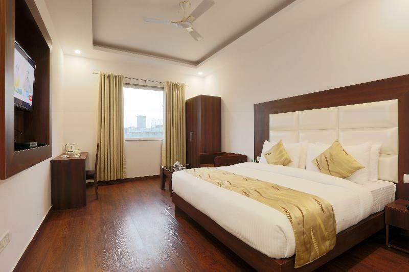 Hotel Arch - Near Aerocity New Delhi Bagian luar foto