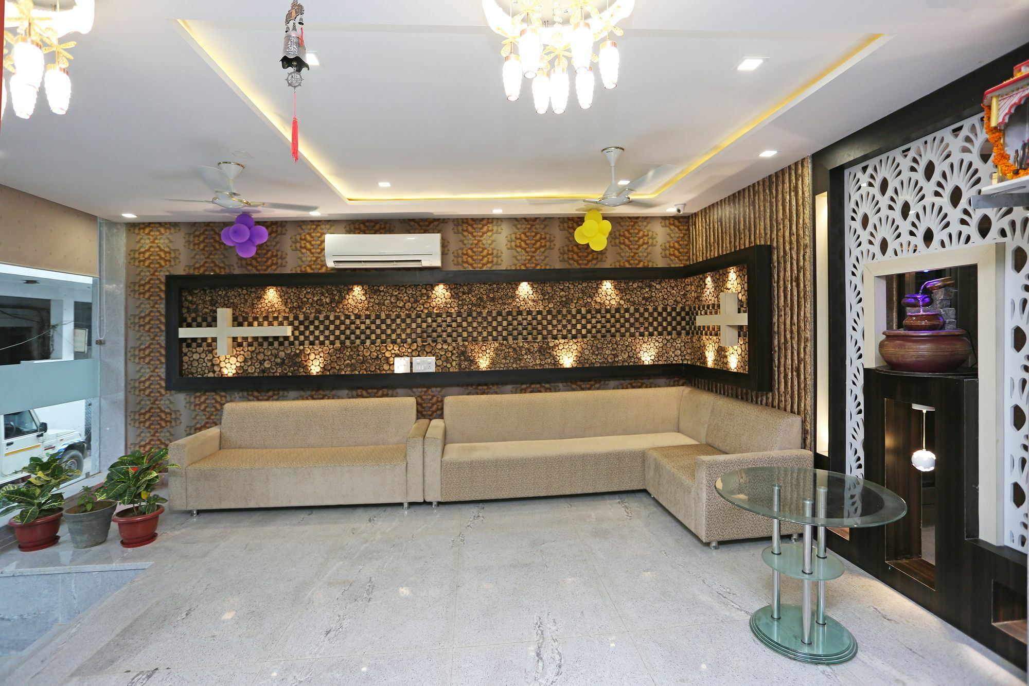 Hotel Arch - Near Aerocity New Delhi Bagian luar foto